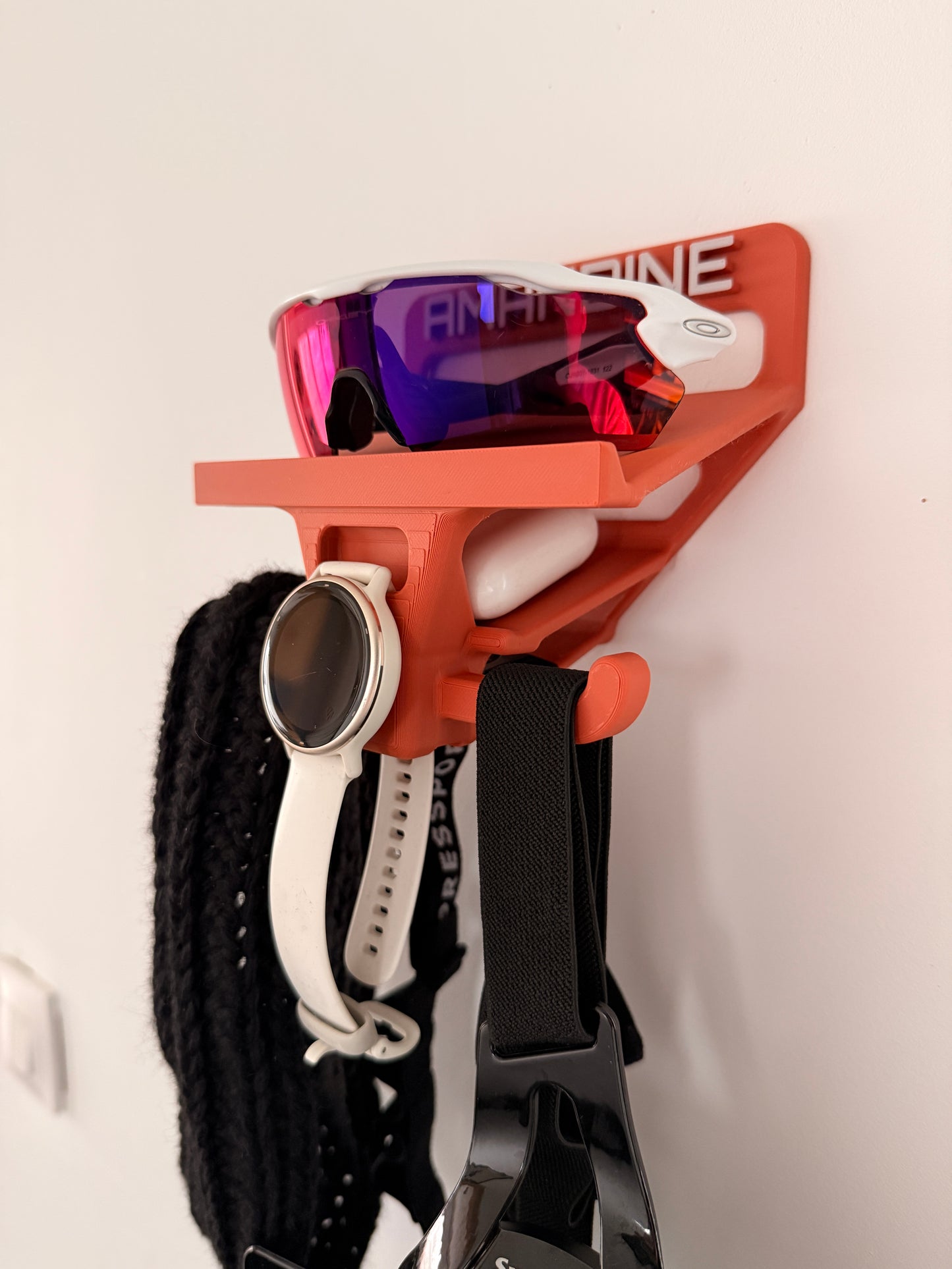 RunningStand PERSO - Support mural personnalisable pour équipement de running