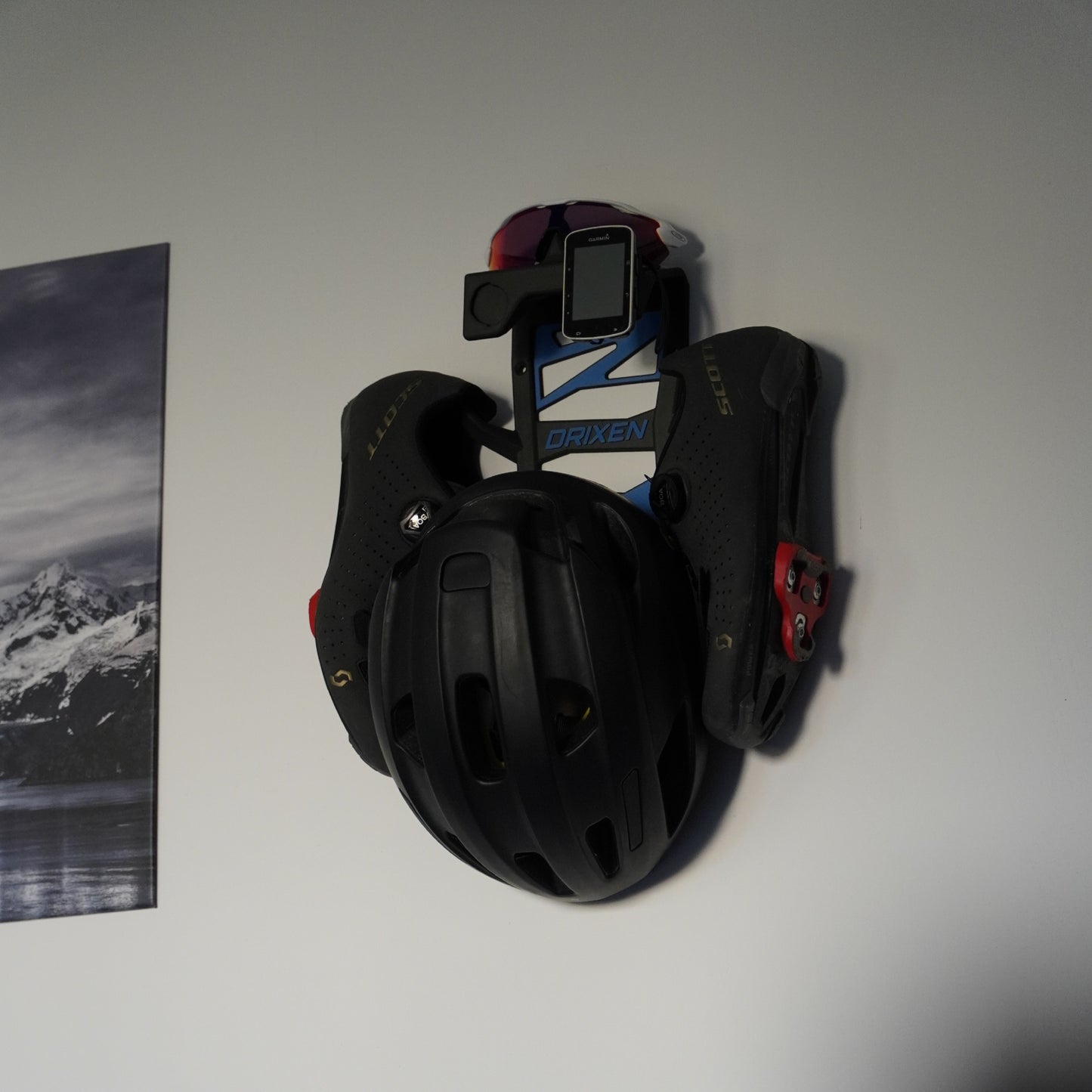 BikeStand PERSO - Support mural personnalisable pour équipement vélo